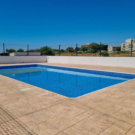 Dock Holiday Apartment Larnaca Buitenkant foto