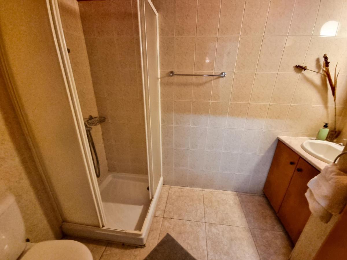 Dock Holiday Apartment Larnaca Buitenkant foto