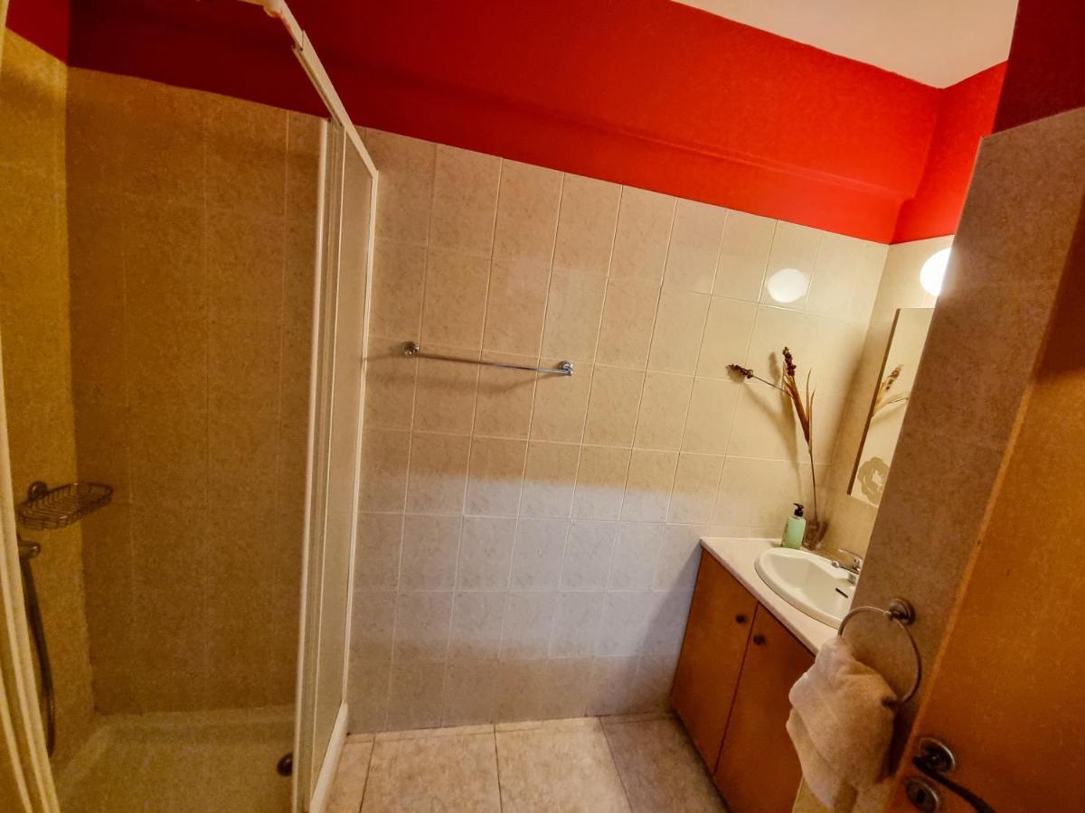 Dock Holiday Apartment Larnaca Buitenkant foto